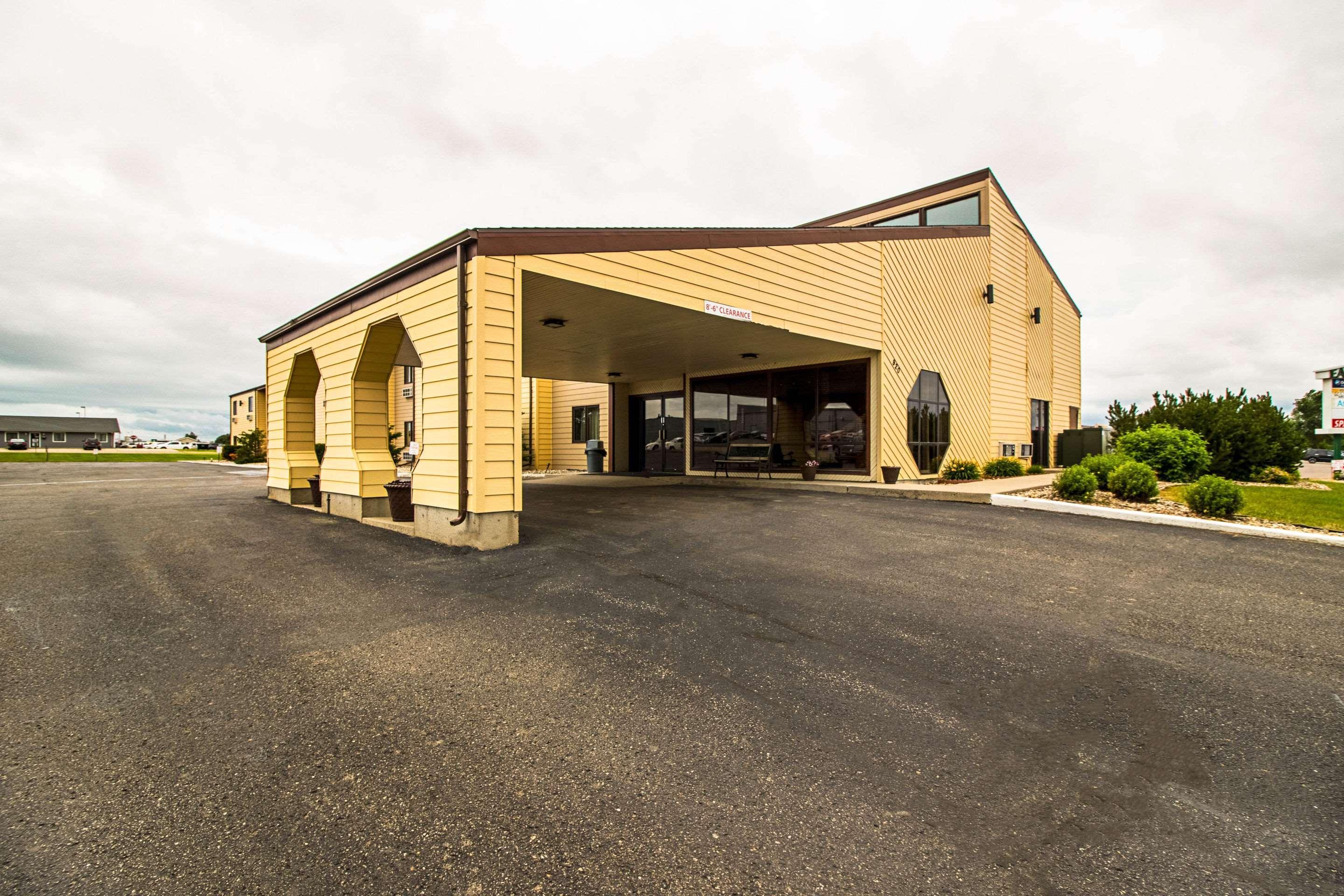 Econo Lodge Watertown Eksteriør billede