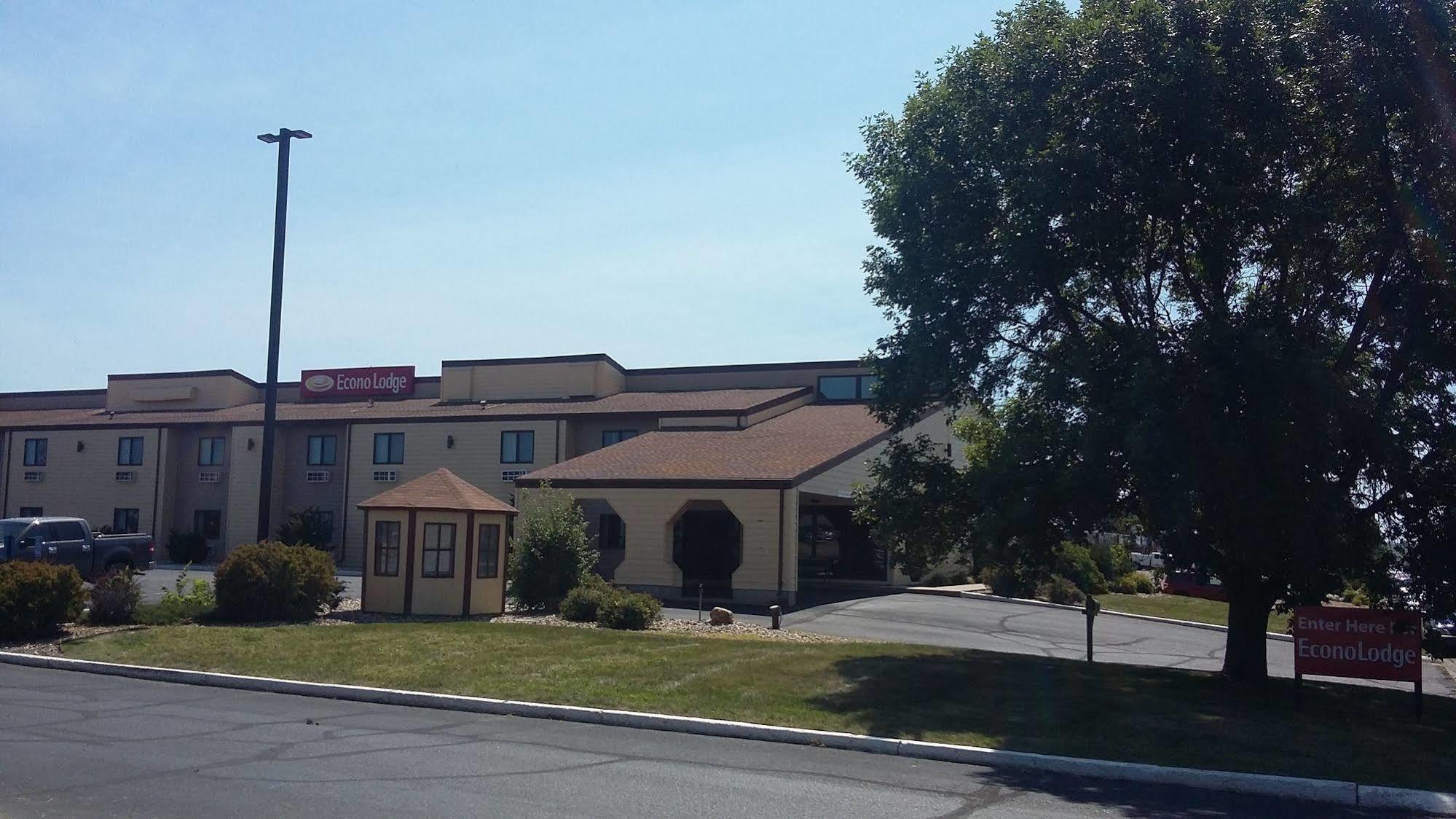 Econo Lodge Watertown Eksteriør billede